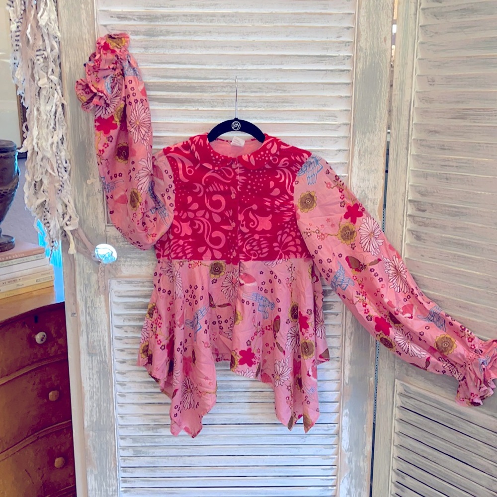 Oilily girls top size 152 US 12/14 L/XL
